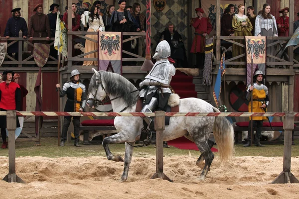 Tournage du nouveau film Les Chevaliers Images De Stock Libres De Droits