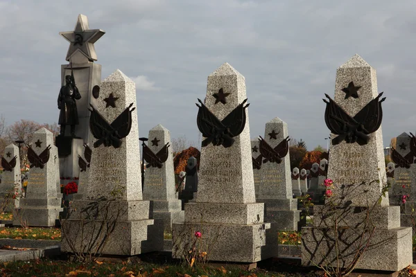 Monumentos de guerra soviéticos en el Cemeter —  Fotos de Stock