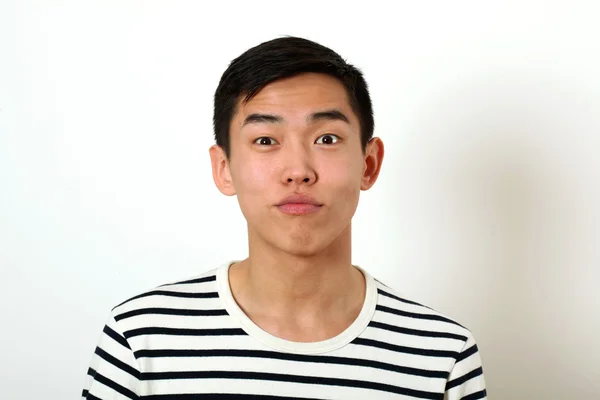 Śmieszne młody człowiek Asian — Zdjęcie stockowe