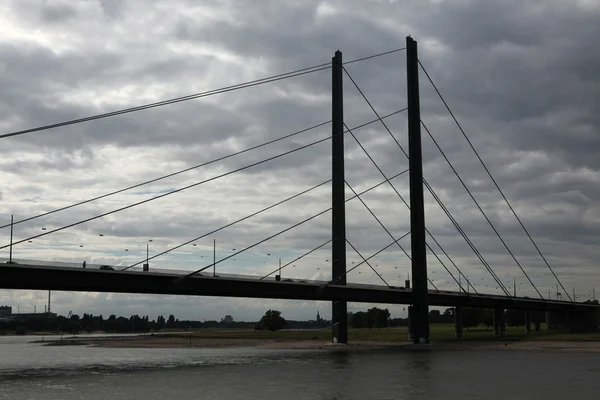 Puente sobre el río Rin —  Fotos de Stock