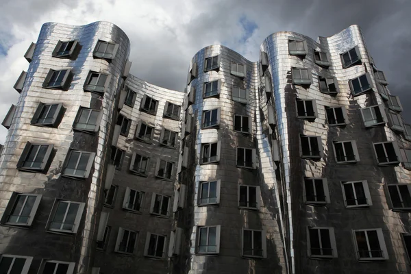 Neuer Zollhof i Düsseldorf, Tyskland. — Stockfoto