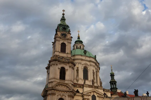 Kościół Świętego Mikołaja, w dzielnicy Mala Strana w Pradze, Republika Czeska Obrazy Stockowe bez tantiem