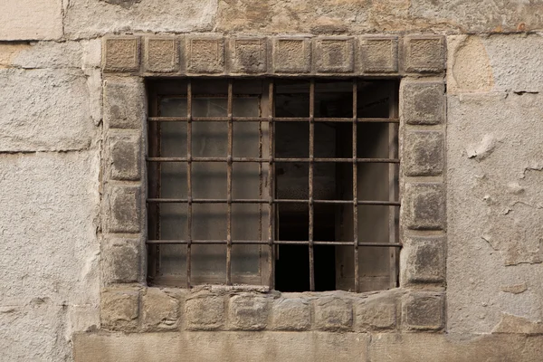 Rönesans pencere çubuklu — Stok fotoğraf