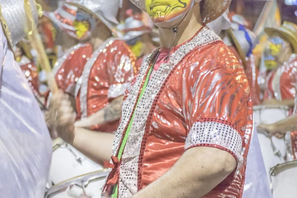 Gruppe von Candombe-Trommlern beim Karnevalsumzug in Uruguay — Stockfoto