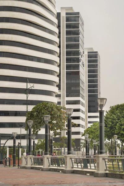 Puerto Santa Ana Paseo marítimo en Guayaquil Ecuador — Foto de Stock