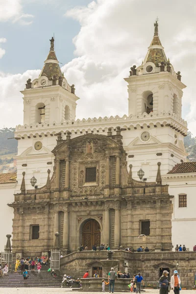 Quito San Francisco Kościół Główny fasadowe — Zdjęcie stockowe