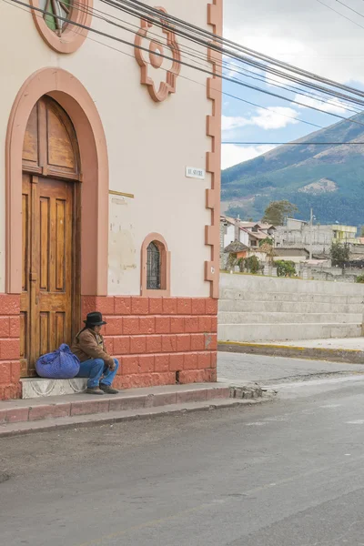 Otavalo Fuera de Pueblo Indígena en Ecuador —  Fotos de Stock