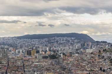 Quito havadan görünümü Panecillo bakış açısı
