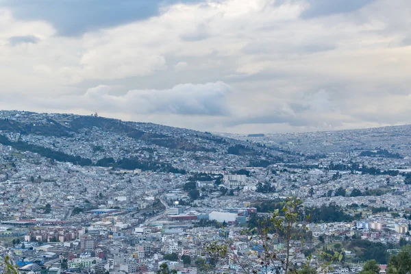 Quito havadan görünümü Panecillo bakış açısı
