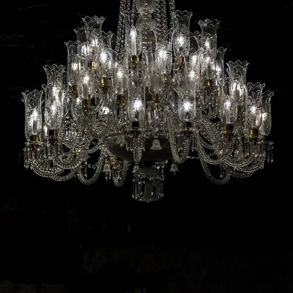 Dettaglio lampadario decorato — Foto Stock