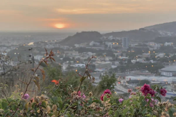 Západ slunce scéna Guayaquil letecké krajina — Stock fotografie