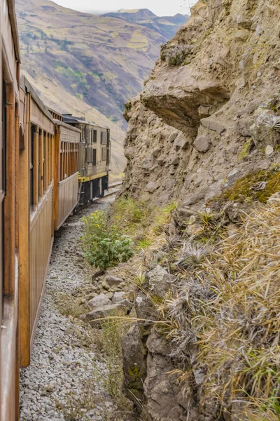 Nariz del Diablo Train Trip Alausi Ecuador