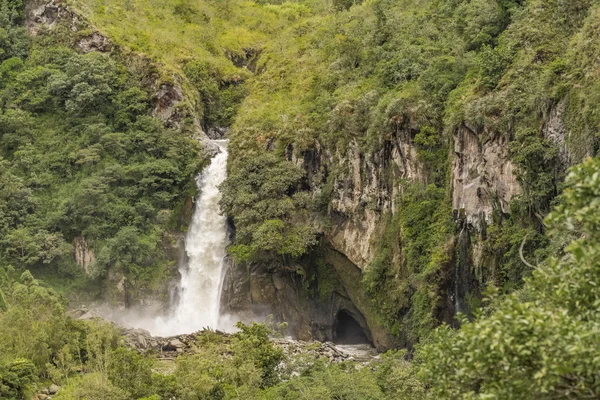 Cascade: Banos, Ecuador trópusi erdő — Stock Fotó