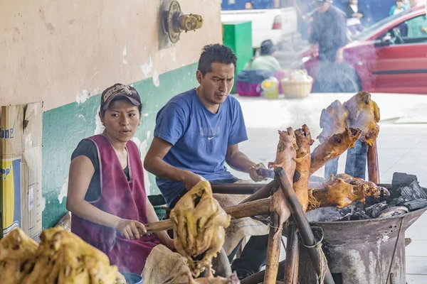 在阿苏省，厄瓜多尔 cuy 烤 — 图库照片