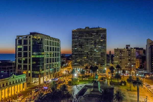 Plaza de la independencia de Montevide — Foto de Stock