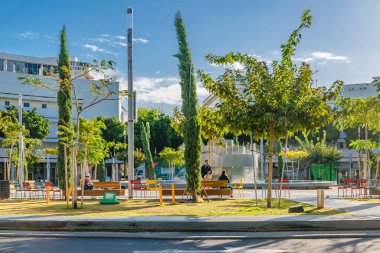 TEL AVIV, ISRAEL, ARALIK - 2019 Tel Aviv City, İsrail 'deki ünlü dizzengoff meydanında şehir günü