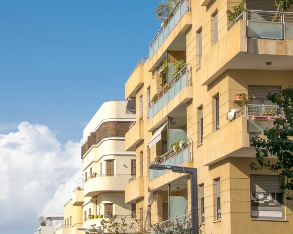 Bauhaus Stylu Budynków Mieszkalnych Widok Zewnątrz Tel Aviv Izrael — Zdjęcie stockowe