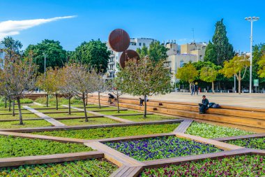 TEL AVIV, ISRAEL, Aralık 2019 - Şehir parkındaki güneşli gün sahnesi, tel aviv şehri, İsrail