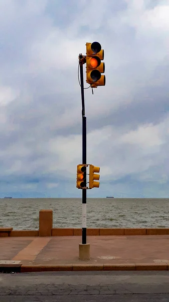Traffic Light Empty Boardwalk Montevideo Uruguay — Stock Photo, Image