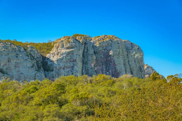 エリアキータ岩の丘と田舎の風景シーン エリアキータ国立公園 Lavalleja Uruguay — ストック写真