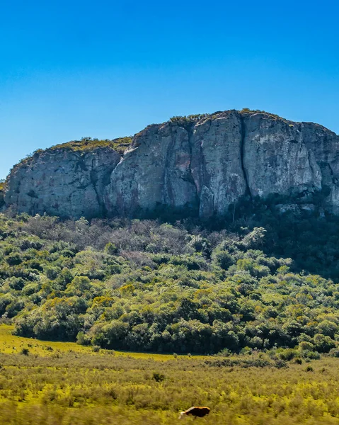 Пейзаж Сельской Местности Скалистым Холмом Арекита Национальный Парк Арекита Лаваллея — стоковое фото
