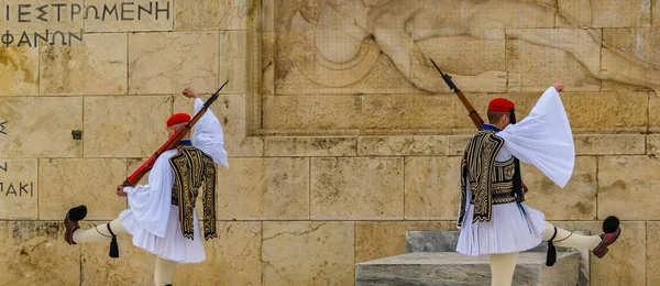 Athen Griechenland Januar 2020 Evzon Soldaten Wachablösung Syntagma Platz Athen — Stockfoto