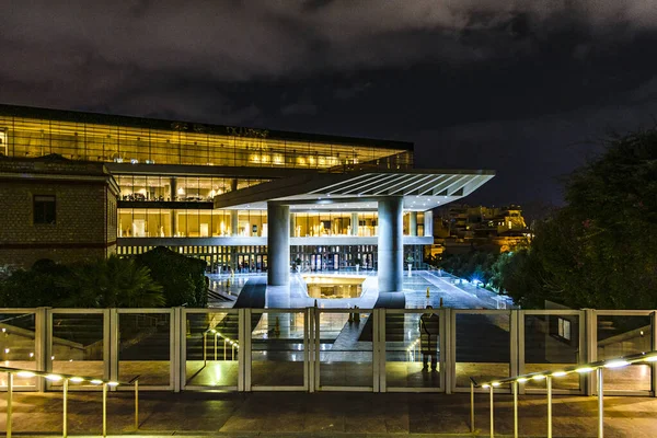 Atenas Grécia Dezembro 2019 Cena Noturna Acrópole Museu Vista Exterior — Fotografia de Stock