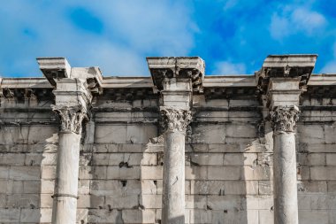 İmparator Adrian 'ın harabelerinin, Atina' nın, Yunanistan 'ın dış görünüşü.