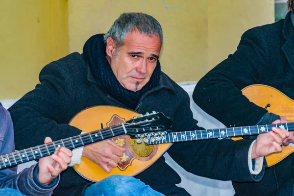 Athen Griechenland Dezember 2019 Straßenmusiker Die Traditionelle Griechische Musik Spielen — Stockfoto