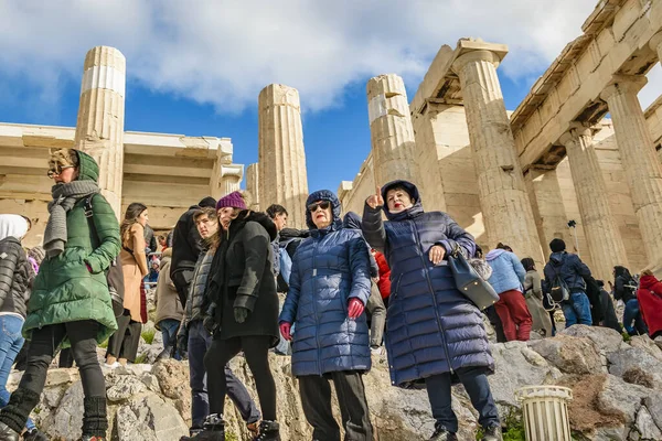 Athens Greece Janaury 2020 Crowd Acropolis Site Athens Greece — Stock Photo, Image