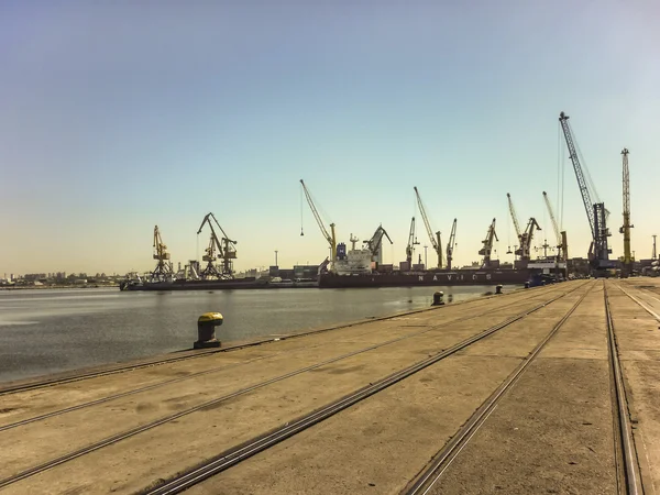 Puerto Comercial de Montevideo —  Fotos de Stock