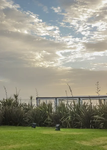 Vista de la ciudad de Pinamar al atardecer — Foto de Stock