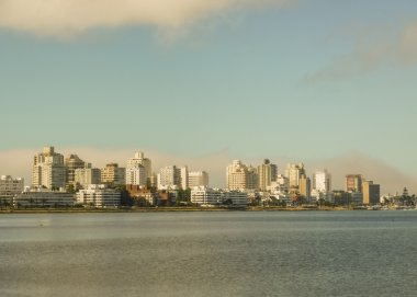 Coast in Punta del Este 'deki binalar