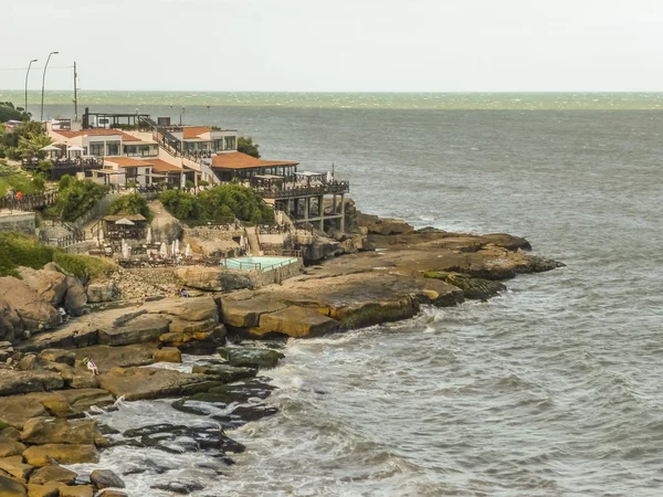 Mar del Plata kustutsikt låg vinkel — Stockfoto