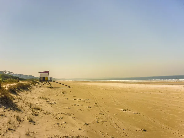 Praia deserta — Fotografia de Stock