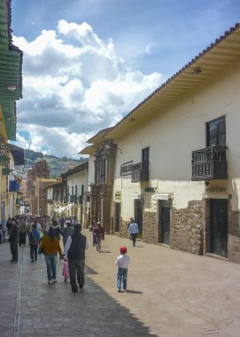 İnsanlar kaldırımda Cusco Peru