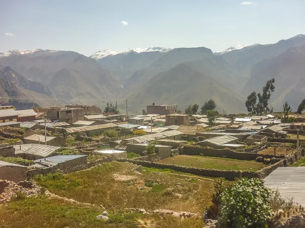 Pauvre village à l'extérieur d'Arequipa au Pérou — Photo