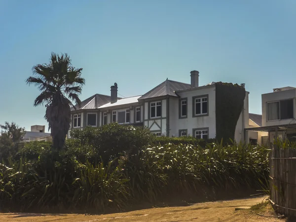 해변 앞 럭셔리 하우스 — 스톡 사진