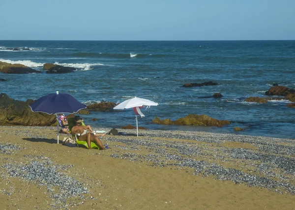 Le donne in spiaggia — Foto Stock