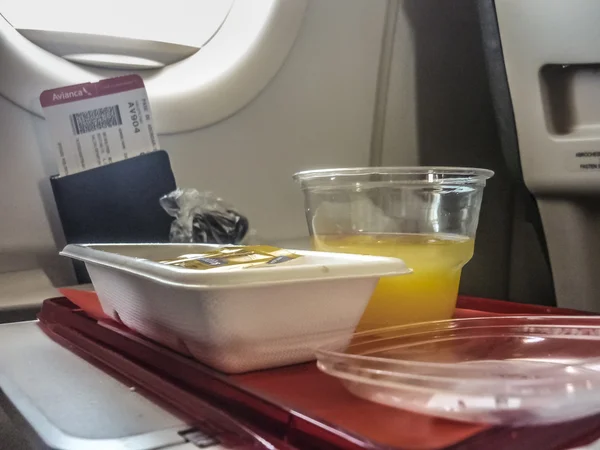 Eating on Plane — Stock Photo, Image