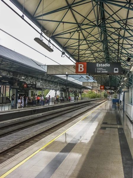 Metrostation in Medellin Colombia — Stockfoto