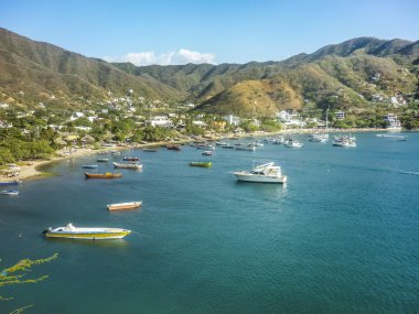 Kolombiya Taganga Bay havadan görünüm