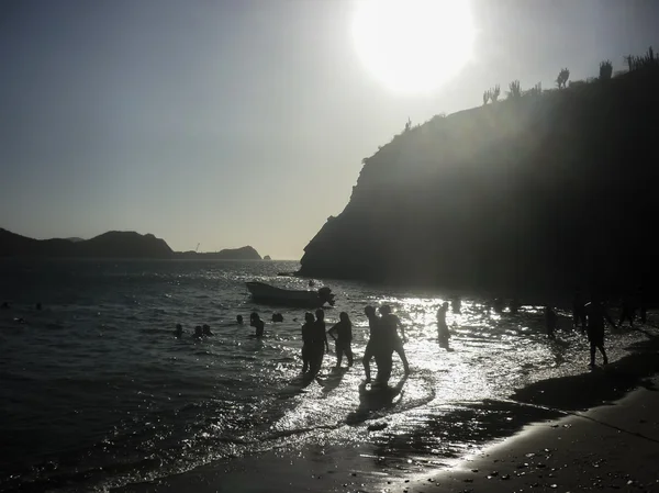 Taganga Spiaggia affollata in Colombia — Foto Stock