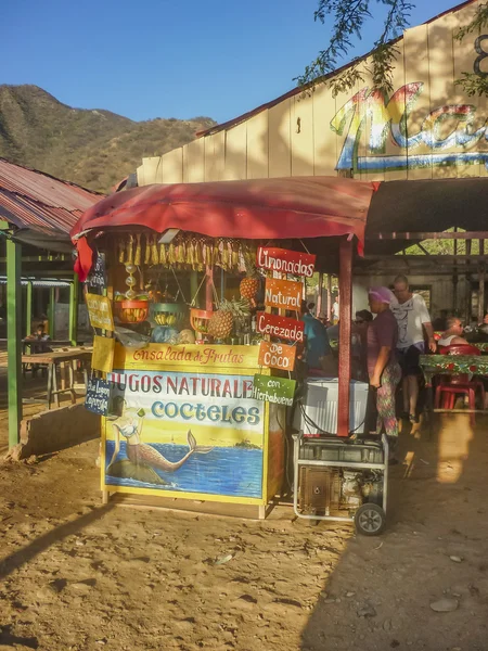 Traditional Beach Bar in Taganga Colombia — Stock Photo, Image