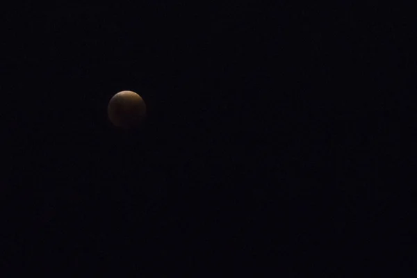 红月日食 — 图库照片