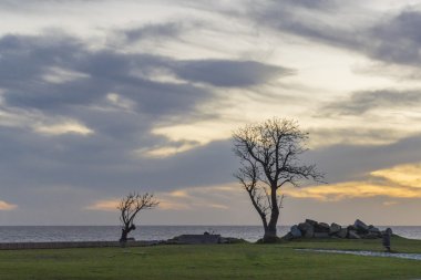 Gün batımı olay yerinde Boardwalk Montevideo Uruguay
