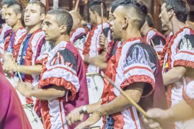 Uruguay Karnaval Geçidi 'nde Candombe Davulcuları Grubu