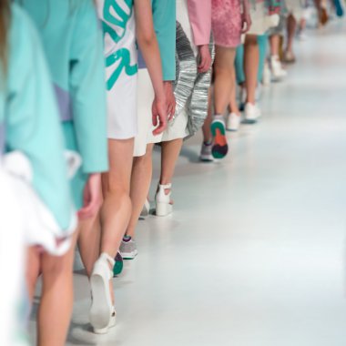 Defile, bir Catwalk olay