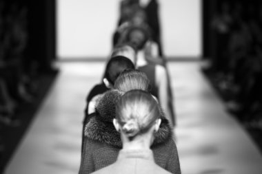 Defile, bir Catwalk olay