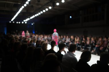 Defile, bir Catwalk olay